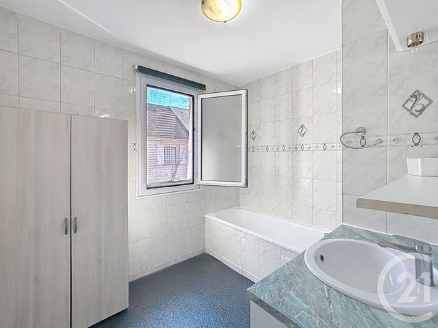 Maison &agrave; vendre - 5 pi&egrave;ces - 93 m2 - St Jean De La Ruelle - 45 - CENTRE