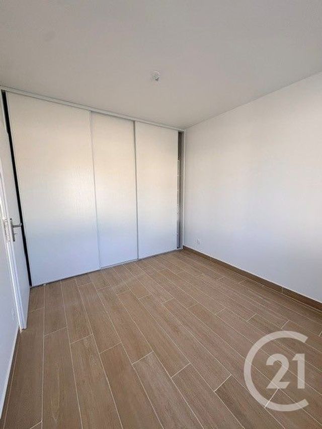 Maison &agrave; louer - 5 pi&egrave;ces - 125,85 m2 - La Chapelle St Mesmin - 45 - CENTRE