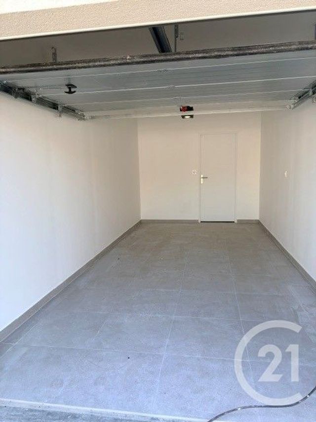 Maison &agrave; louer - 5 pi&egrave;ces - 125,85 m2 - La Chapelle St Mesmin - 45 - CENTRE