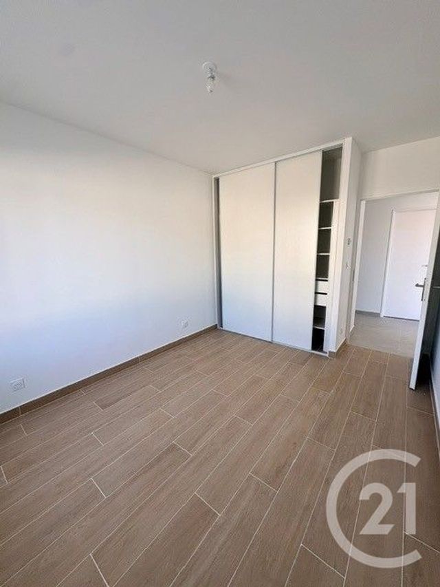 Maison &agrave; louer - 5 pi&egrave;ces - 126,16 m2 - La Chapelle St Mesmin - 45 - CENTRE