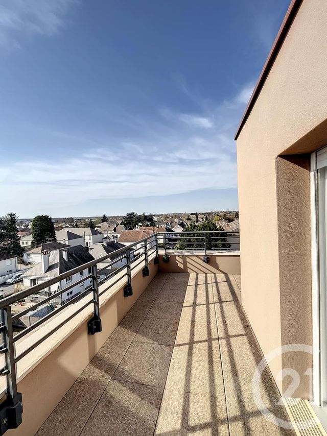 Appartement F3 &agrave; louer - 3 pi&egrave;ces - 66,44 m2 - La Chapelle St Mesmin - 45 - CENTRE