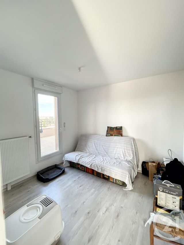 Appartement F3 &agrave; louer - 3 pi&egrave;ces - 66,44 m2 - La Chapelle St Mesmin - 45 - CENTRE