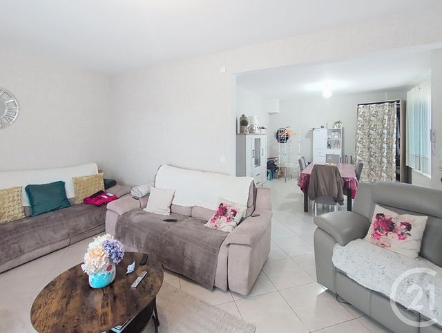 Maison &agrave; louer - 5 pi&egrave;ces - 132 m2 - Chaingy - 45 - CENTRE