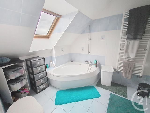 Maison &agrave; louer - 5 pi&egrave;ces - 132 m2 - Chaingy - 45 - CENTRE