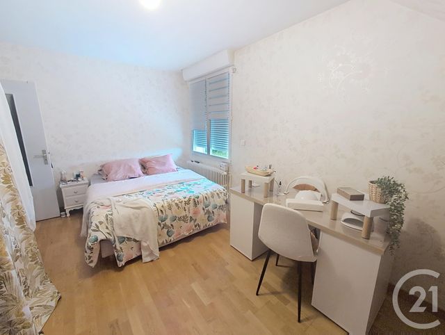 Maison &agrave; louer - 5 pi&egrave;ces - 132 m2 - Chaingy - 45 - CENTRE