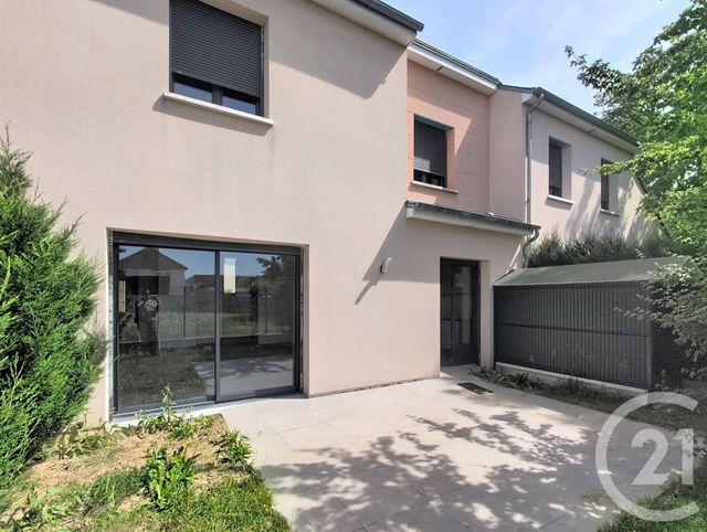 Maison &agrave; louer - 4 pi&egrave;ces - 87,78 m2 - Fleury Les Aubrais - 45 - CENTRE