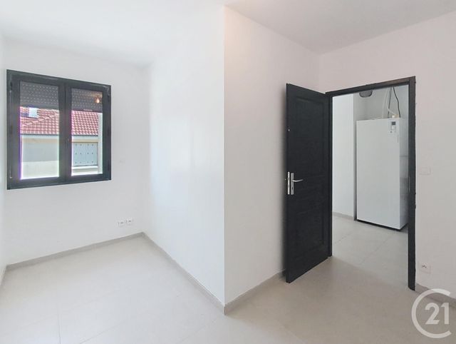 Maison &agrave; louer - 4 pi&egrave;ces - 87,78 m2 - Fleury Les Aubrais - 45 - CENTRE
