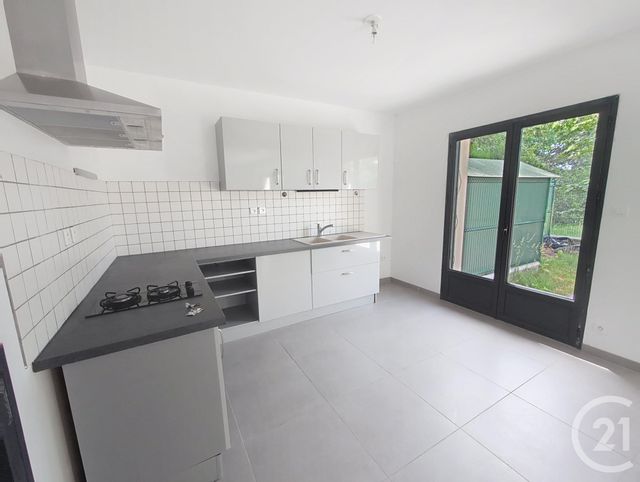Maison &agrave; louer - 4 pi&egrave;ces - 87,78 m2 - Fleury Les Aubrais - 45 - CENTRE