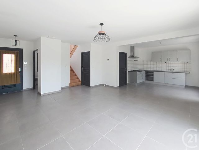 Maison &agrave; louer - 4 pi&egrave;ces - 87,78 m2 - Fleury Les Aubrais - 45 - CENTRE
