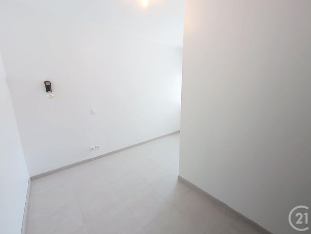 Maison &agrave; louer - 4 pi&egrave;ces - 87,78 m2 - Fleury Les Aubrais - 45 - CENTRE