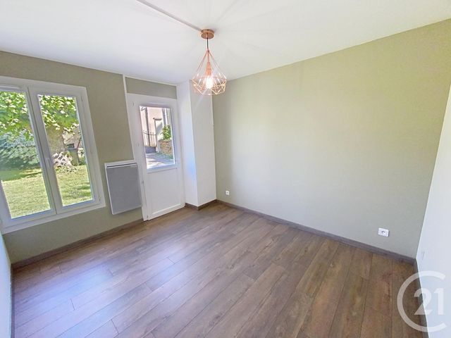 Maison &agrave; louer - 4 pi&egrave;ces - 89 m2 - Villorceau - 45 - CENTRE