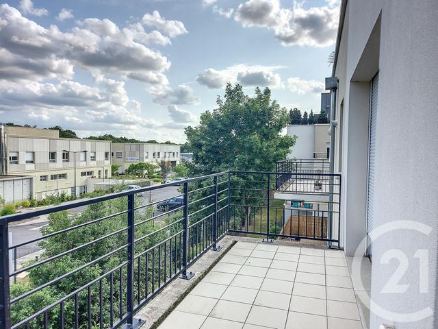 Appartement F3 &agrave; louer - 3 pi&egrave;ces - 59,70 m2 - La Chapelle St Mesmin - 45 - CENTRE