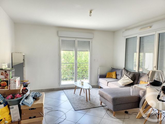 Appartement F3 &agrave; louer - 3 pi&egrave;ces - 59,70 m2 - La Chapelle St Mesmin - 45 - CENTRE
