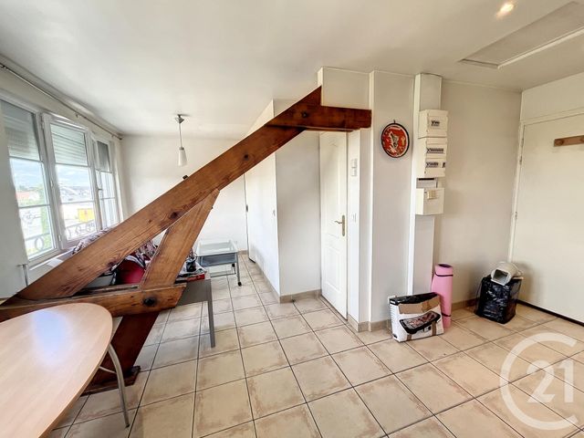 Appartement F1 &agrave; louer - 1 pi&egrave;ce - 24,05 m2 - Orleans - 45 - CENTRE