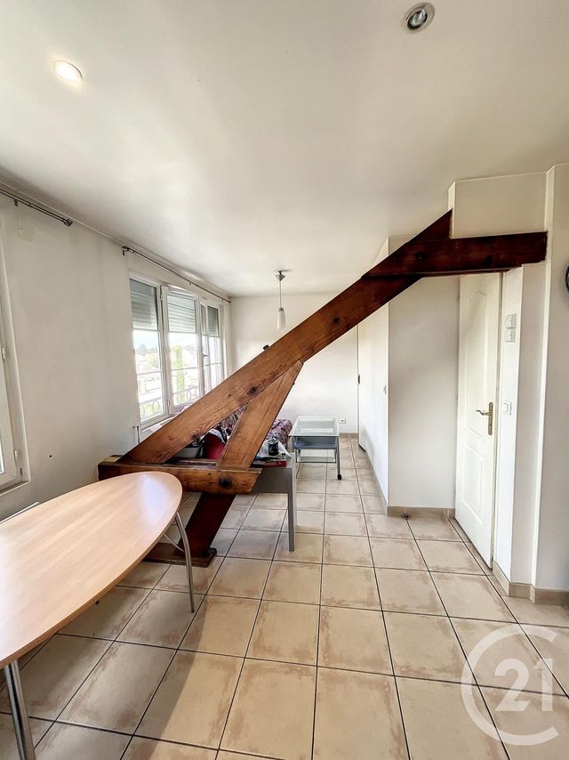 Appartement F1 &agrave; louer - 1 pi&egrave;ce - 24,05 m2 - Orleans - 45 - CENTRE