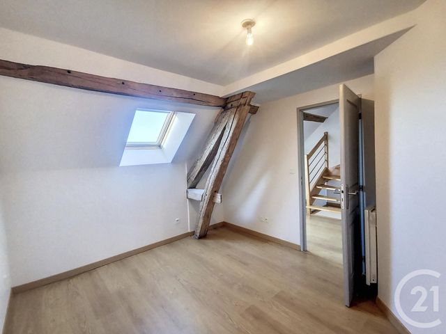 Appartement Duplex &agrave; louer - 3 pi&egrave;ces - 65,80 m2 - Ingre - 45 - CENTRE