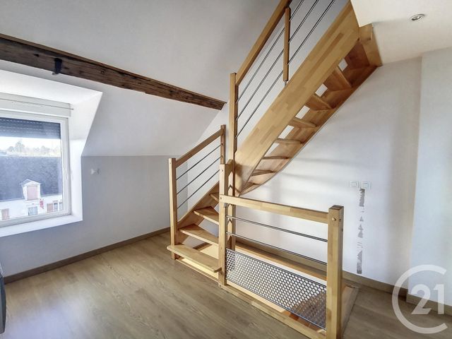 Appartement Duplex &agrave; louer - 3 pi&egrave;ces - 65,80 m2 - Ingre - 45 - CENTRE