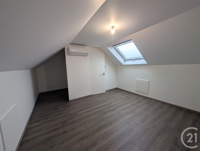 Maison &agrave; louer - 5 pi&egrave;ces - 77,52 m2 - St Jean Le Blanc - 45 - CENTRE