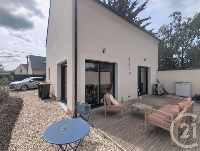 Maison &agrave; louer - 4 pi&egrave;ces - 92,50 m2 - St Hilaire St Mesmin - 45 - CENTRE