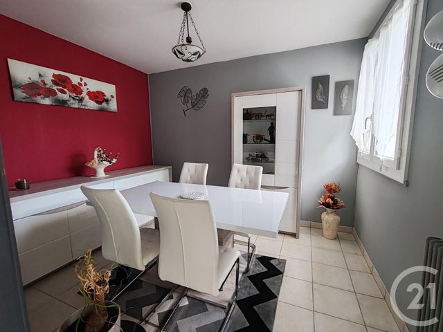 Appartement F4 &agrave; vendre - 4 pi&egrave;ces - 71,13 m2 - La Chapelle St Mesmin - 45 - CENTRE