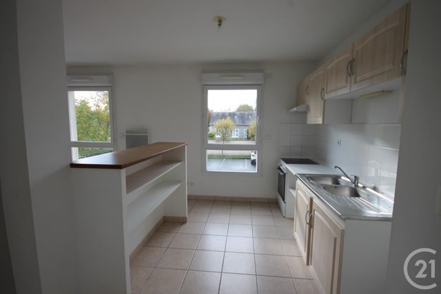Appartement F2 &agrave; louer - 2 pi&egrave;ces - 54 m2 - La Chapelle St Mesmin - 45 - CENTRE