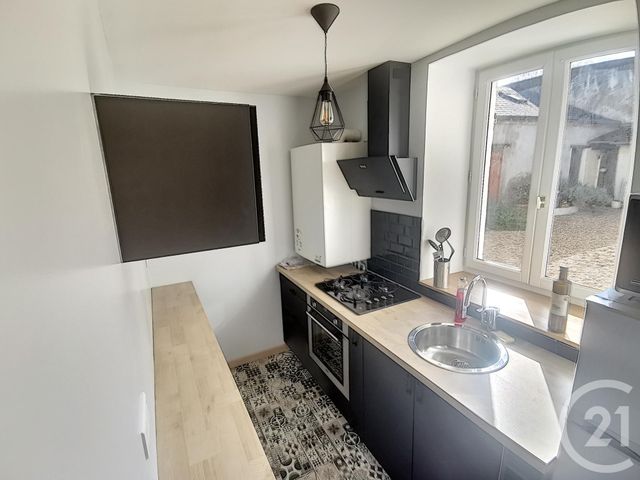 Appartement F2 &agrave; louer - 2 pi&egrave;ces - 40 m2 - Orleans - 45 - CENTRE