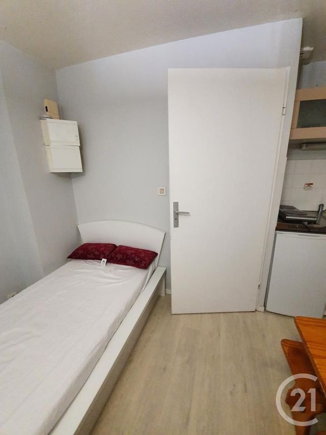 Appartement Studio &agrave; louer - 1 pi&egrave;ce - 17,54 m2 - Orleans - 45 - CENTRE