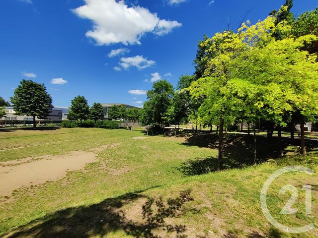 Appartement Studio &agrave; louer - 1 pi&egrave;ce - 17,54 m2 - Orleans - 45 - CENTRE