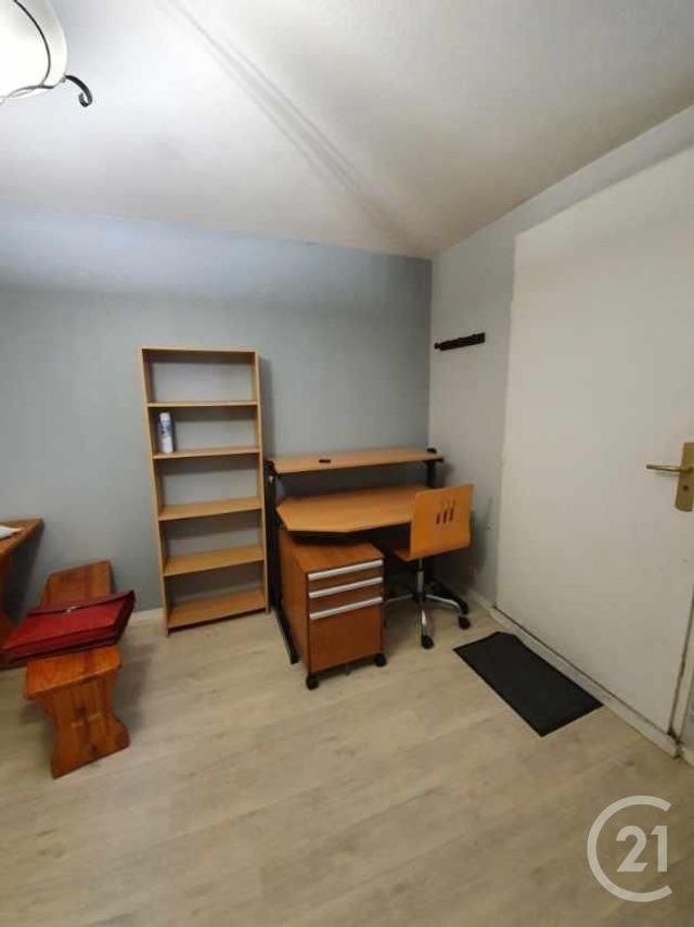 Appartement Studio &agrave; louer - 1 pi&egrave;ce - 17,54 m2 - Orleans - 45 - CENTRE