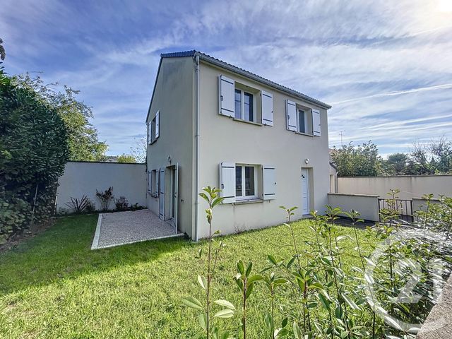 Maison &agrave; louer - 4 pi&egrave;ces - 80 m2 - La Chapelle St Mesmin - 45 - CENTRE