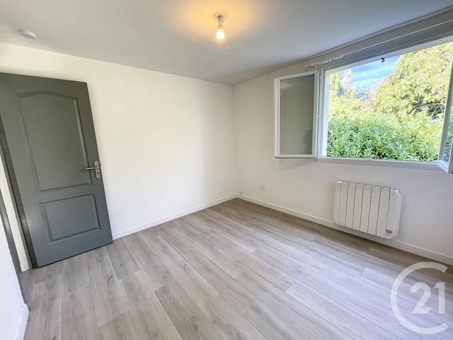Maison &agrave; louer - 4 pi&egrave;ces - 80 m2 - La Chapelle St Mesmin - 45 - CENTRE