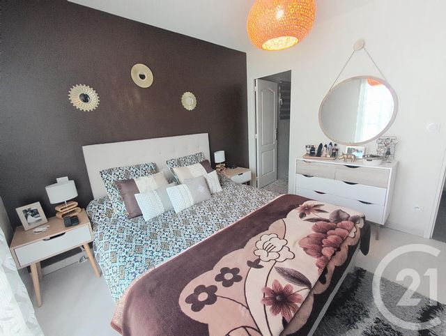 Maison &agrave; louer - 6 pi&egrave;ces - 129,95 m2 - St Ay - 45 - CENTRE