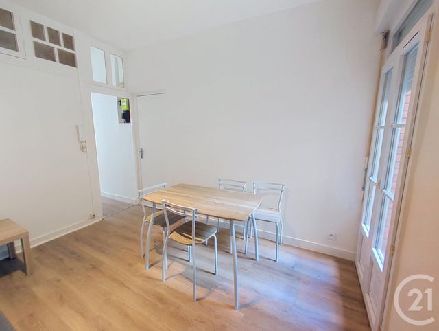 Appartement F2 &agrave; louer - 2 pi&egrave;ces - 36,17 m2 - Orleans - 45 - CENTRE