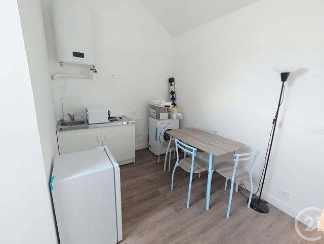 Appartement F2 &agrave; louer - 2 pi&egrave;ces - 19,77 m2 - Orleans - 45 - CENTRE