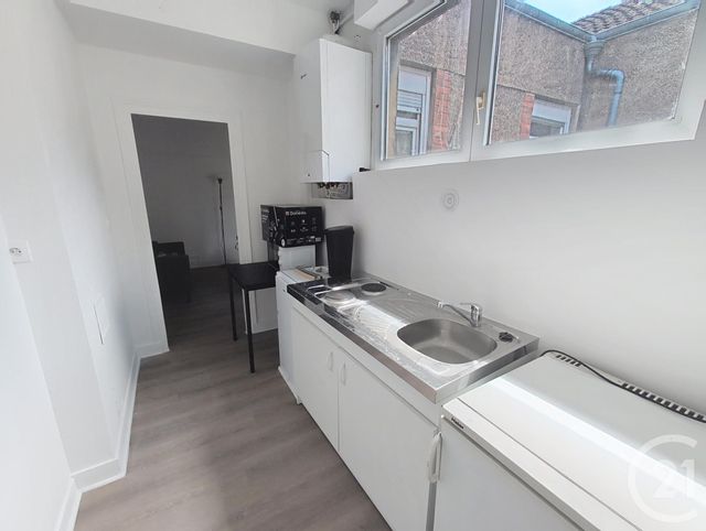 Appartement F2 &agrave; louer - 2 pi&egrave;ces - 42,84 m2 - Orleans - 45 - CENTRE
