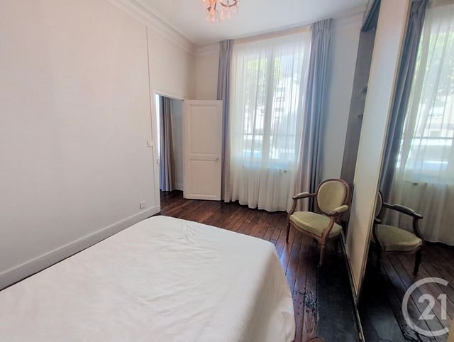 Maison &agrave; louer - 10 pi&egrave;ces - 289,64 m2 - Orleans - 45 - CENTRE
