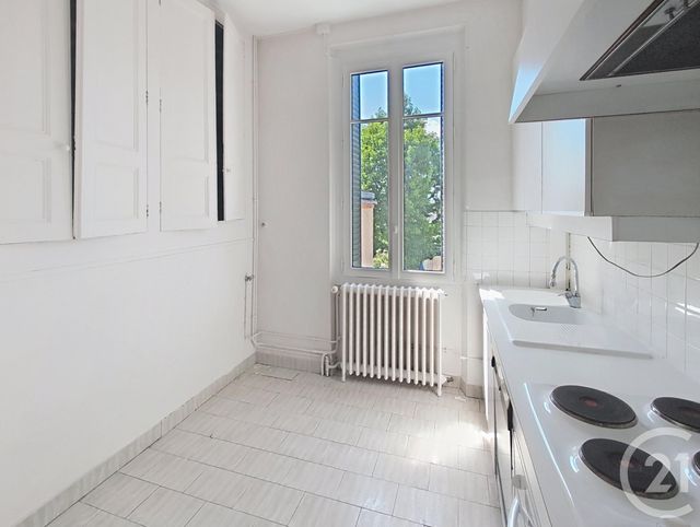 Maison &agrave; louer - 10 pi&egrave;ces - 289,64 m2 - Orleans - 45 - CENTRE