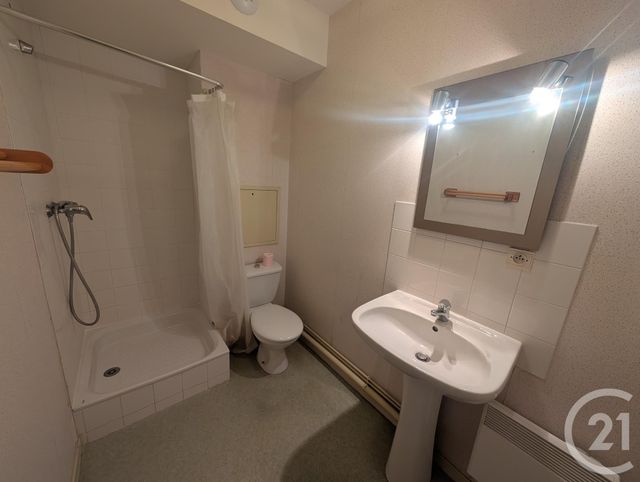Appartement F1 &agrave; louer - 1 pi&egrave;ce - 24,77 m2 - La Chapelle St Mesmin - 45 - CENTRE