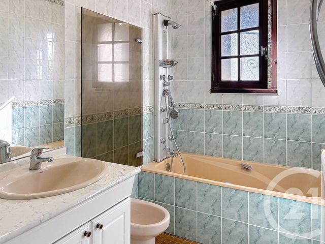 Maison &agrave; vendre - 7 pi&egrave;ces - 147,33 m2 - La Chapelle St Mesmin - 45 - CENTRE