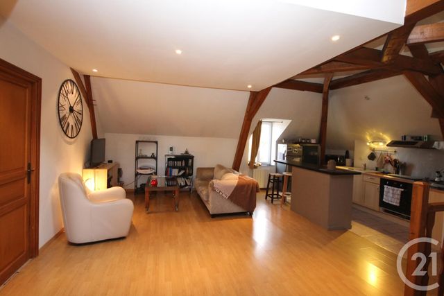 Appartement Duplex &agrave; louer - 3 pi&egrave;ces - 56,33 m2 - Olivet - 45 - CENTRE