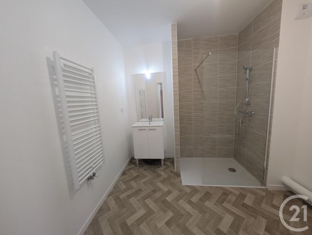 Appartement F1 &agrave; louer - 1 pi&egrave;ce - 35 m2 - Saran - 45 - CENTRE