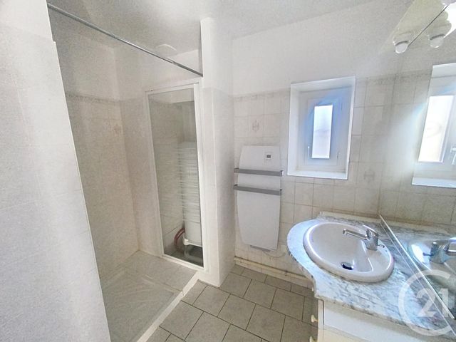 Appartement F3 &agrave; louer - 3 pi&egrave;ces - 45 m2 - Lailly En Val - 45 - CENTRE