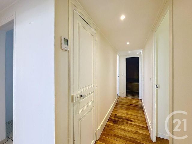 Appartement F4 &agrave; louer - 4 pi&egrave;ces - 83,24 m2 - Orleans - 45 - CENTRE