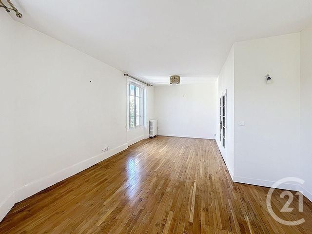 Appartement F4 &agrave; louer - 4 pi&egrave;ces - 83,24 m2 - Orleans - 45 - CENTRE