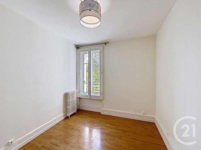 Appartement F4 &agrave; louer - 4 pi&egrave;ces - 83,24 m2 - Orleans - 45 - CENTRE