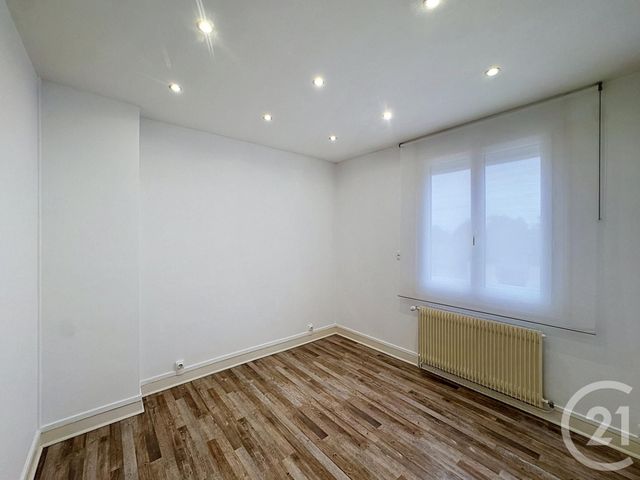 Maison &agrave; vendre - 4 pi&egrave;ces - 75,46 m2 - St Jean De La Ruelle - 45 - CENTRE