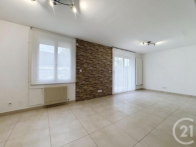 Maison &agrave; vendre - 4 pi&egrave;ces - 75,46 m2 - St Jean De La Ruelle - 45 - CENTRE