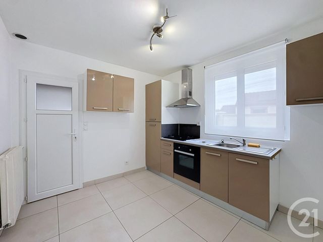 Maison &agrave; vendre - 4 pi&egrave;ces - 75,46 m2 - St Jean De La Ruelle - 45 - CENTRE