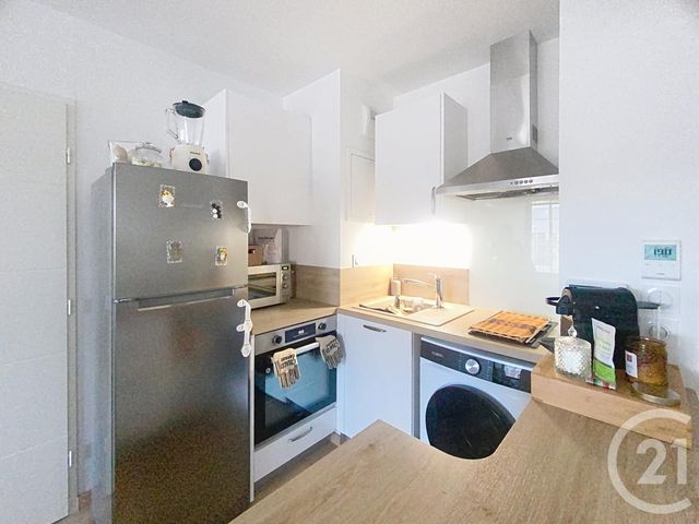 Appartement F2 &agrave; louer - 2 pi&egrave;ces - 42,23 m2 - Fleury Les Aubrais - 45 - CENTRE
