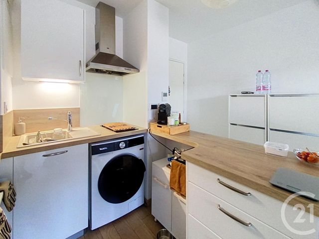 Appartement F2 &agrave; louer - 2 pi&egrave;ces - 42,23 m2 - Fleury Les Aubrais - 45 - CENTRE